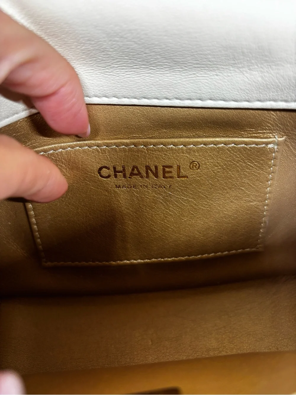 CHANEL White Quilted Leather Mini Flap Bag with Gold Chain Strap